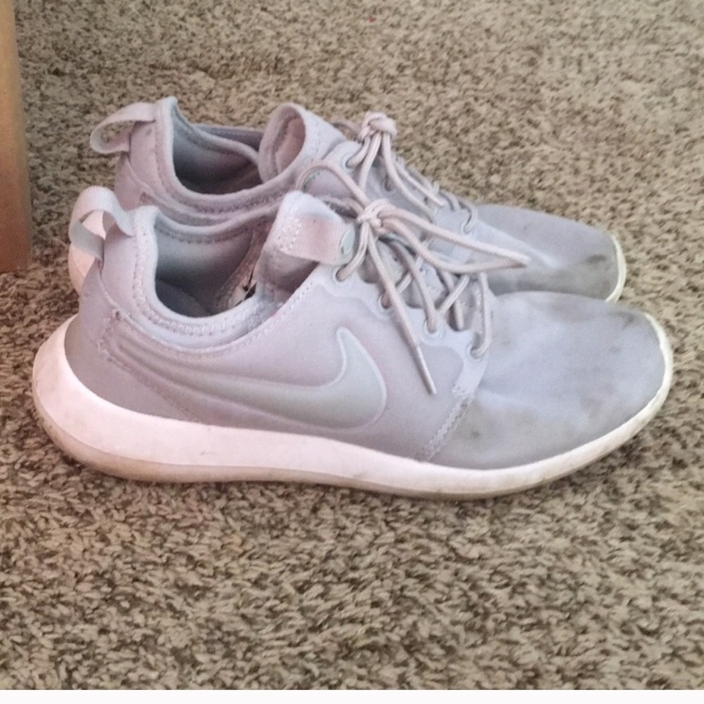 Nike roshes
